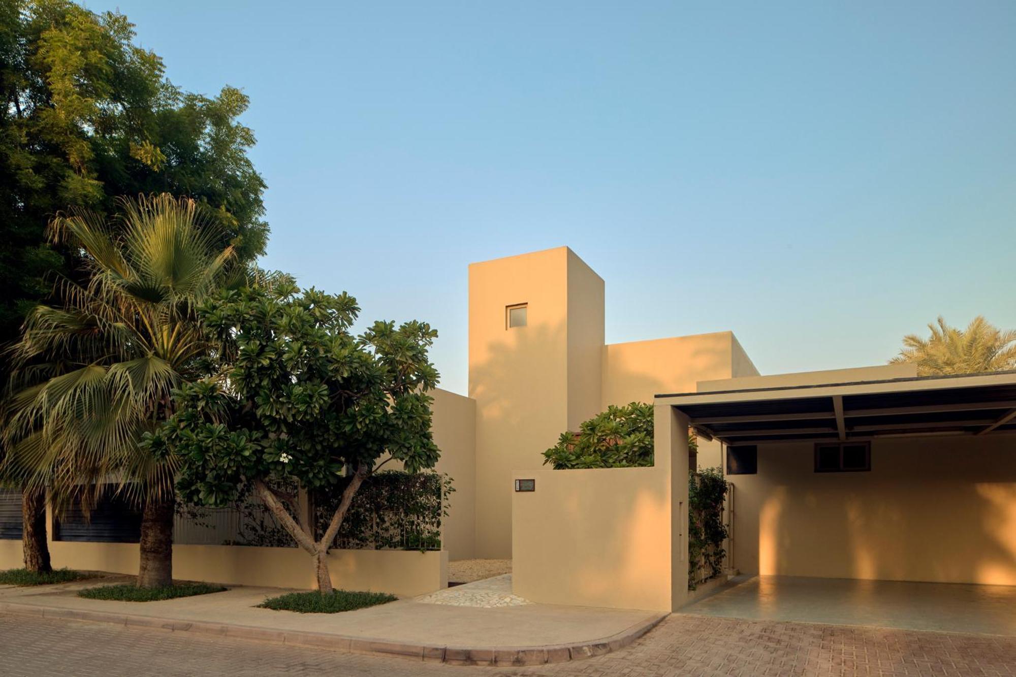 Melia Desert Palm Member Of Melia Collection Dubaj Kültér fotó The Chapel of St. Francis Xavier