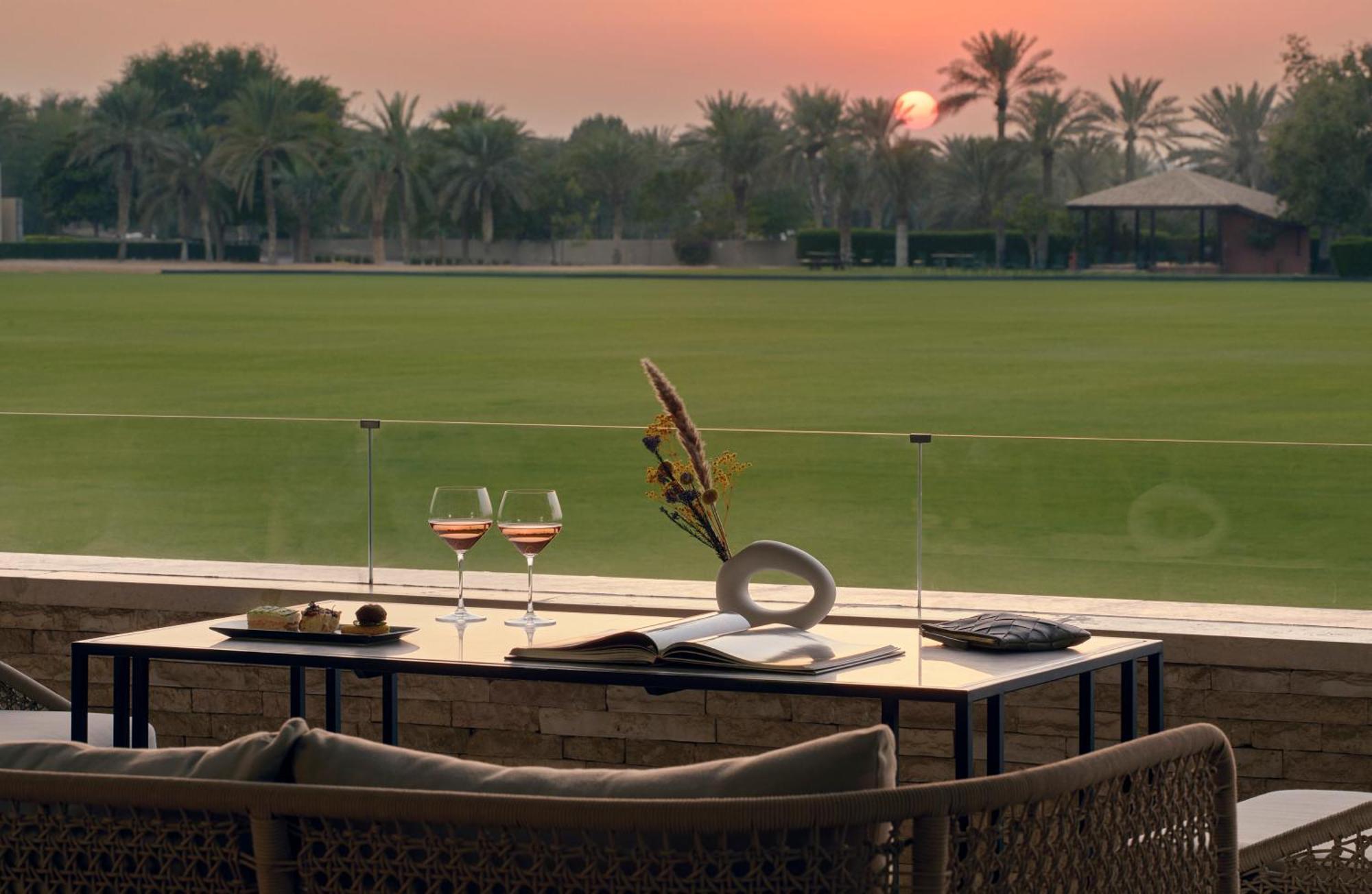Melia Desert Palm Member Of Melia Collection Dubaj Kültér fotó The Polo Lounge